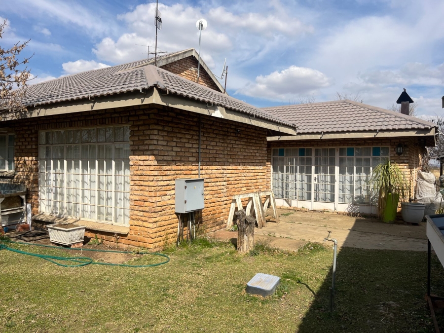 14 Bedroom Property for Sale in Vyfhoek A H North West